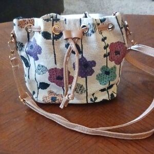 Floral Canvas Drawstring Bag